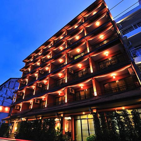 シララナ　ホテル パトン エクステリア 写真